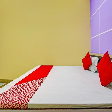 Hotel O Aj Star Hotel Фаридабад Екстериор снимка